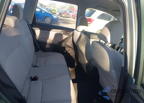 2017 Subaru Forester 2.5I z USA, uszkodzony, nr VIN JF2SJABC5HH496432